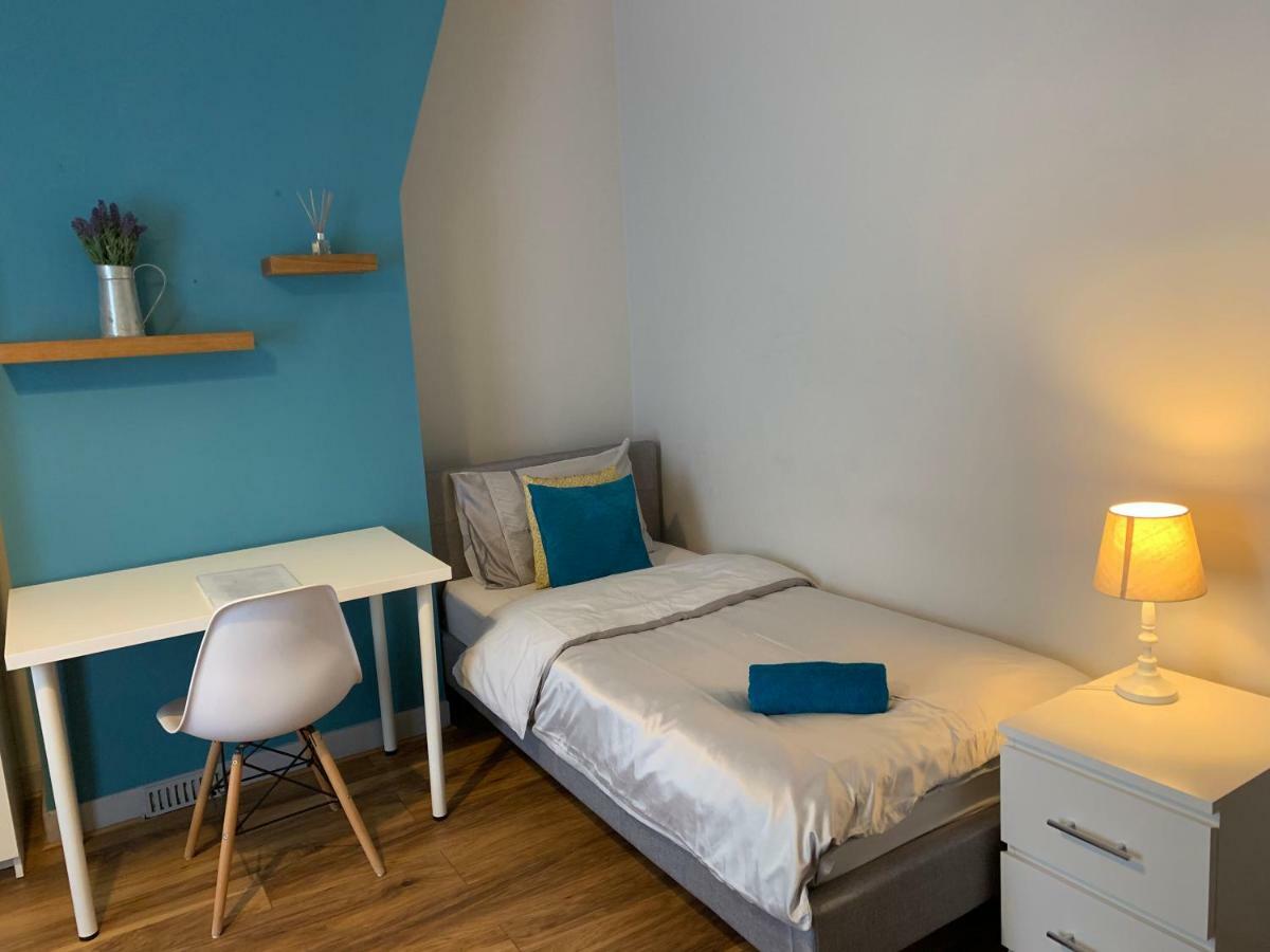 Winstanley House Villa Уелингбъро Екстериор снимка