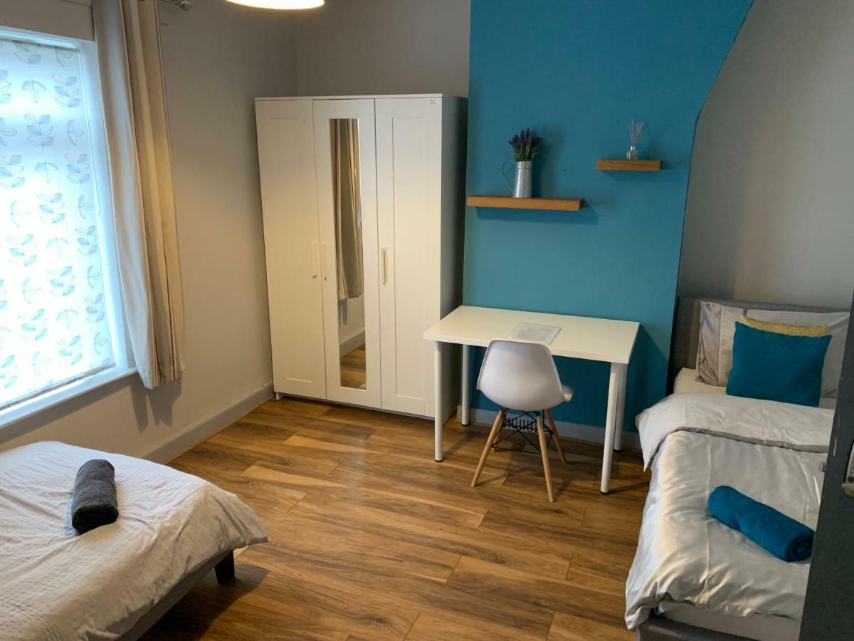 Winstanley House Villa Уелингбъро Екстериор снимка